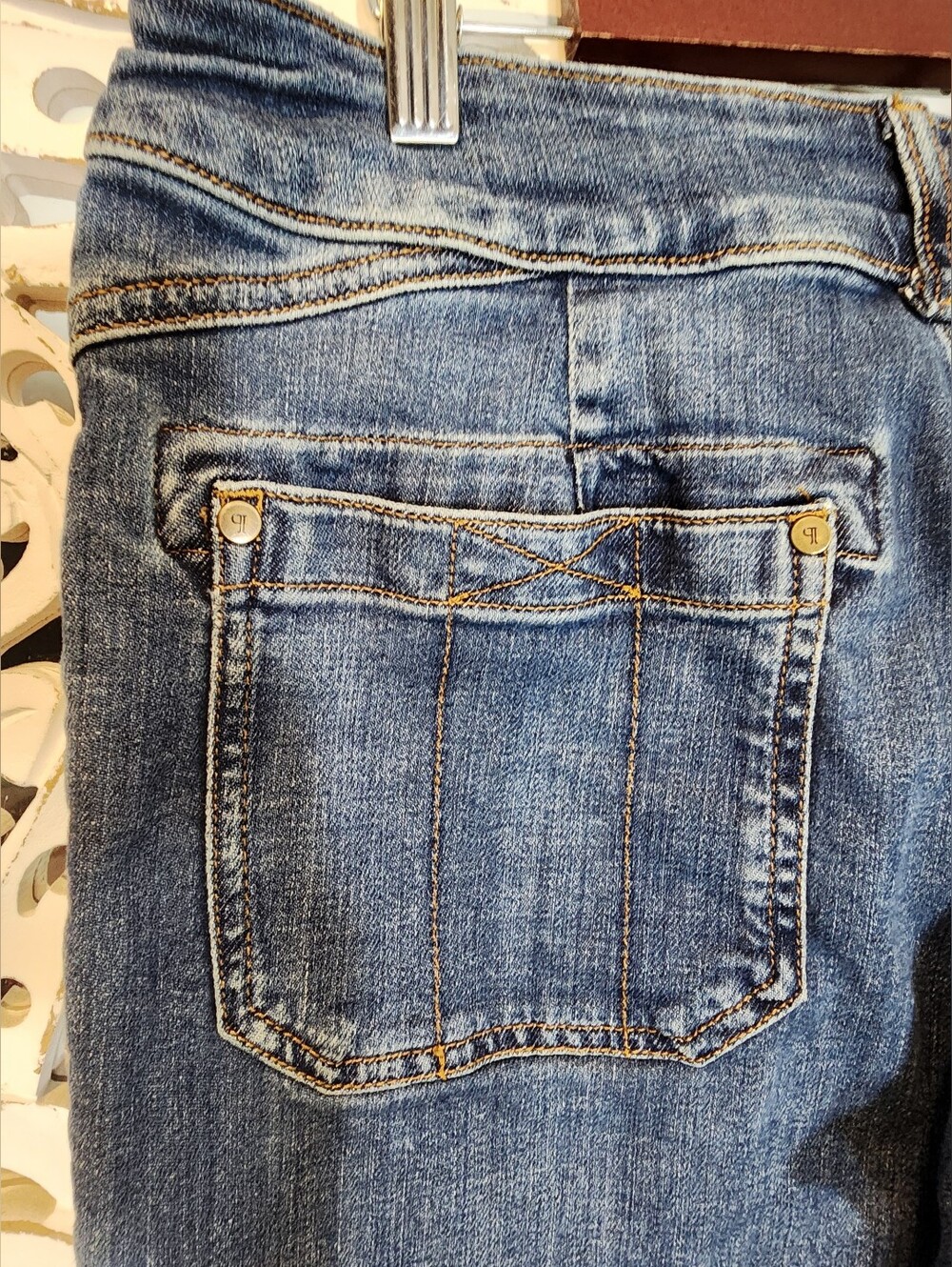 Pilcro The Wanderer Mid-Rise Relaxed Jeans by Pilcro Size 29P - Picture 15 of 16